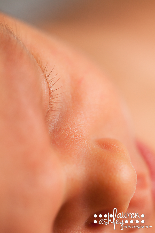 Cedar Rapids Macro Photography of Newborn Eyelashes