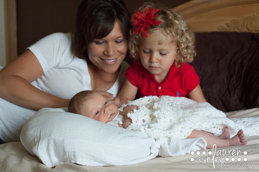 In home Newborn photographer in Cedar Rapids