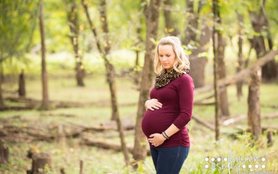 Maternity Photography Session – Indian Creek Nature Center