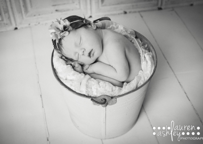 Newborn Bucket Pose Photography